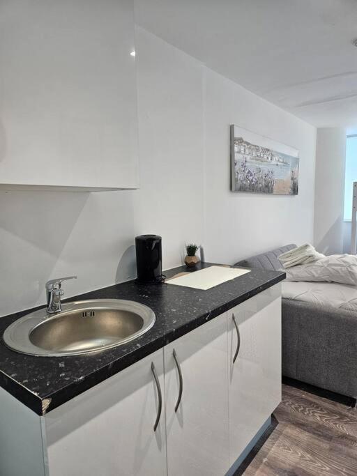 Small Studio For Group Of 5 In Delta Croydon Dpf3 Exterior photo
